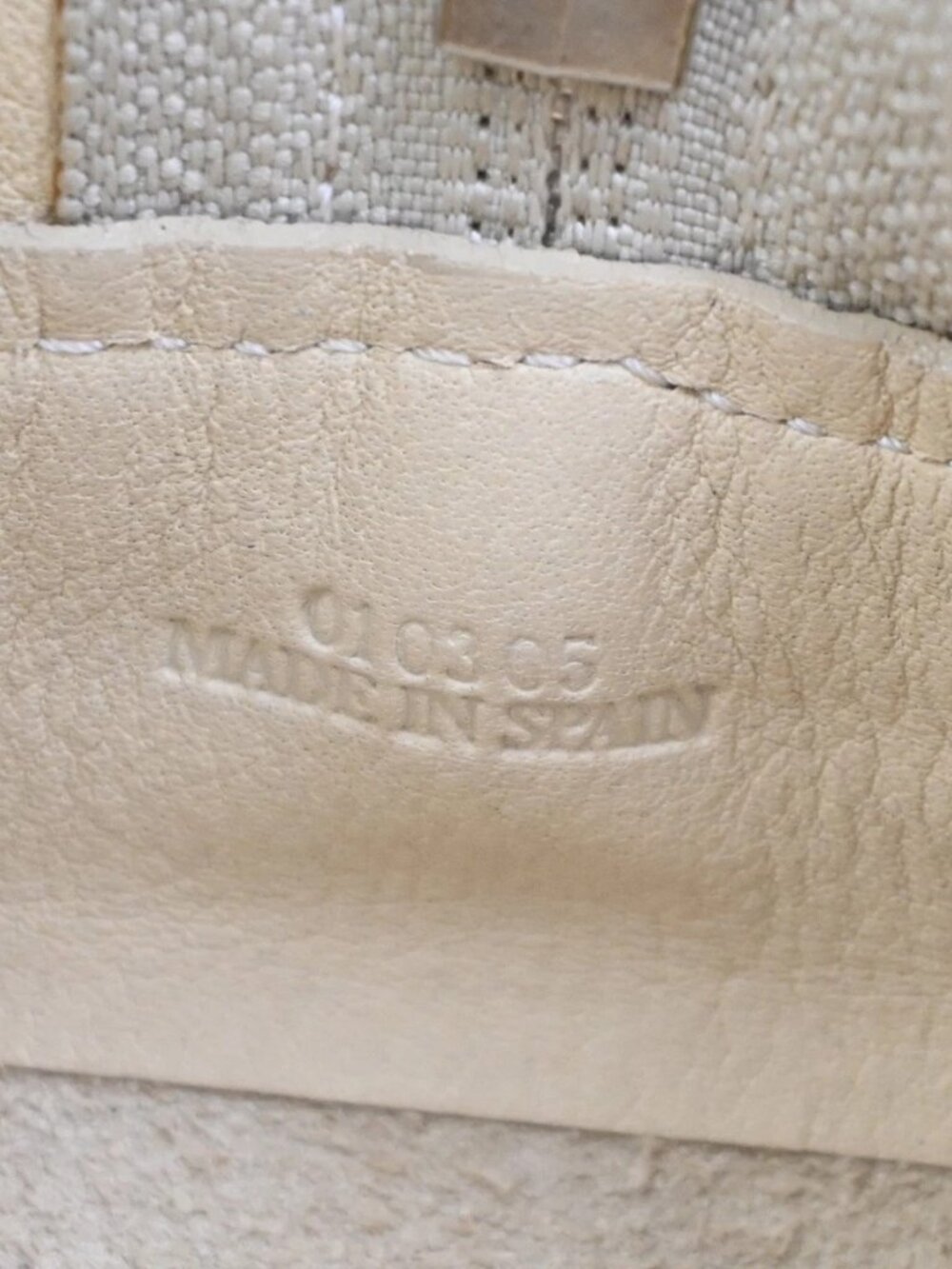 LOEWE Anagram logo Amazona 28 Handbag Suede Leather Beige Spain SHW 38CA785 - Picture 15 of 16